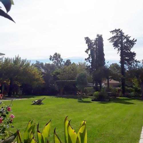 Efi & Sofia Apartments