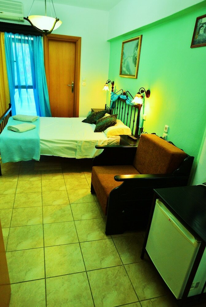 Hostal Olympos Pension