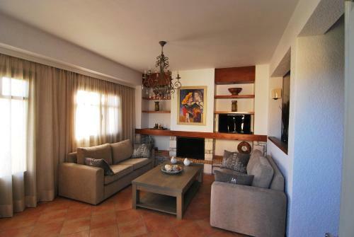 Elaia Villas