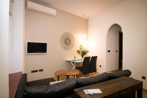 Apartments Holidays 2 Malaga Historic Center