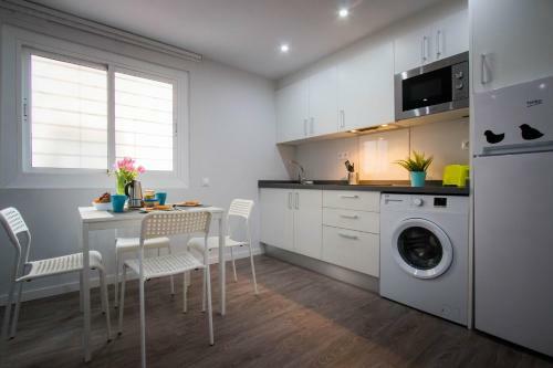 Apartments Holidays 2 Malaga Historic Center