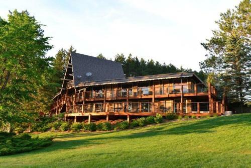Hotel Sojourn Lakeside Resort