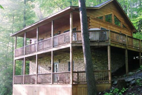 Arbor Den Log Cabin