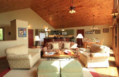 Rudy's Roost