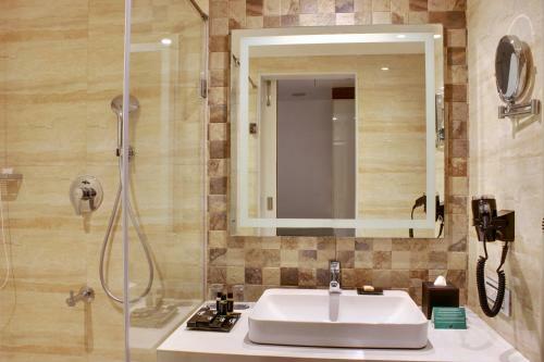 Hotel Ramada Encore Domlur Bangalore
