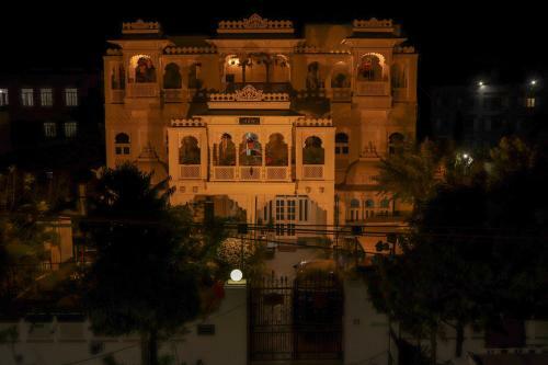 Hostal Gadh Ganesh Paying Guest House