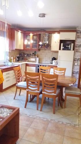 Anita Apartment
