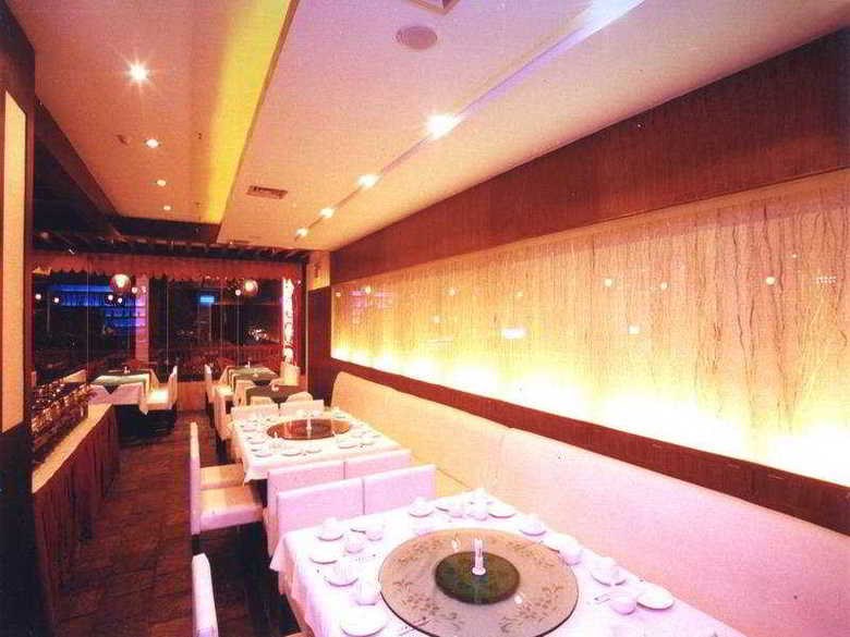 Regency Holiday Hotel Yangshuo