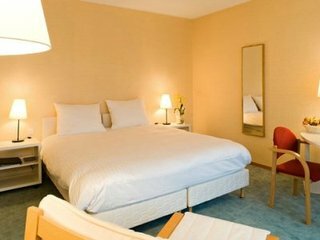 Parc Plaza Hotel