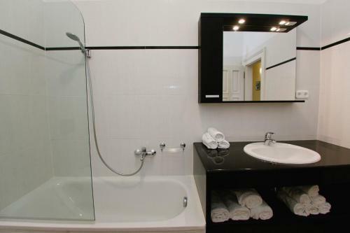 Grand Market Luxury Apartments