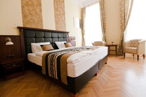 Grand Market Luxury Apartments