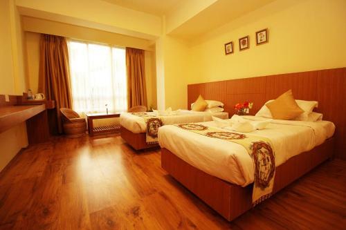 Hotel Tarayana Grand