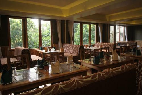 Hotel Tarayana Grand