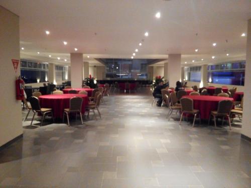 Pasar Baru Square Hotel Bandung, Dhm Associates.