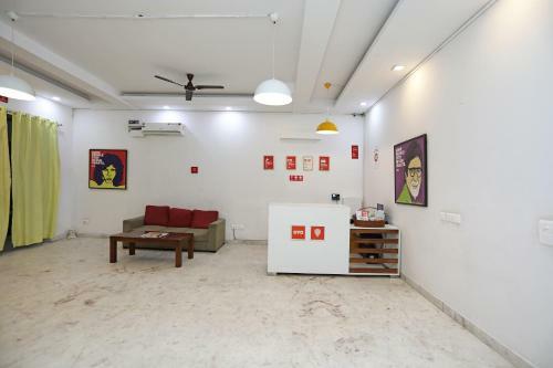 Hotel Oyo Flagship 136 Sector 45 Noida