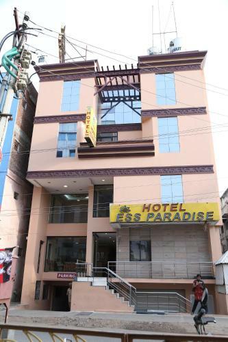 Lodge Hotel Ess Paradise