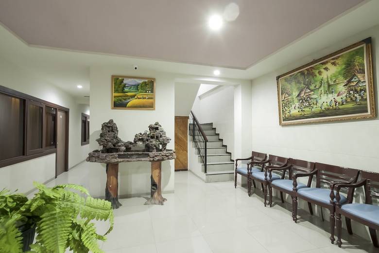 Hostal Reddoorz @ Panglima Sudirman