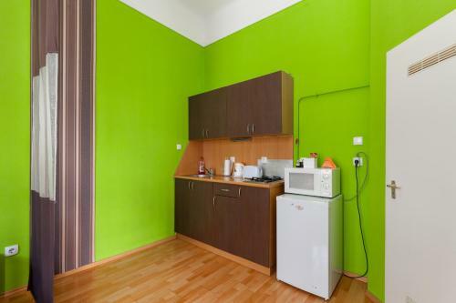 Central Studio And Apartments Pilvax K�z