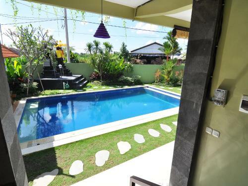 Bed & Breakfast Cempaka Mas Guesthouse