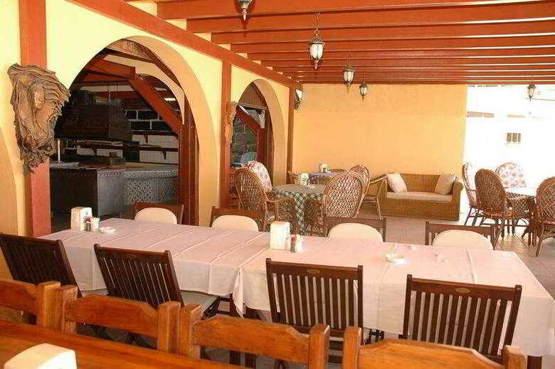 Club Sts Hotel
