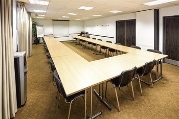 Hotel Ibis Luton Airport
