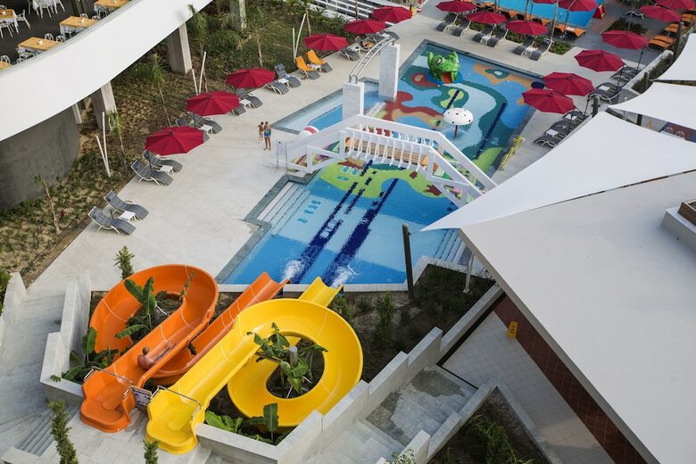 The Sense Deluxe Hotel