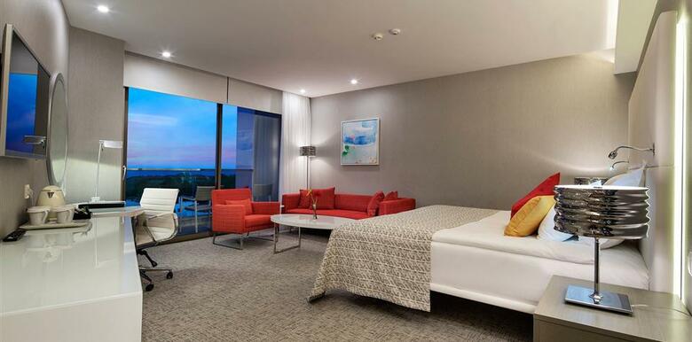 The Sense Deluxe Hotel