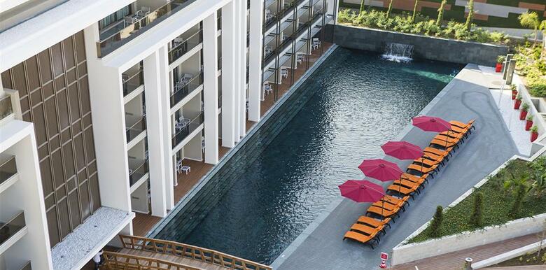 The Sense Deluxe Hotel