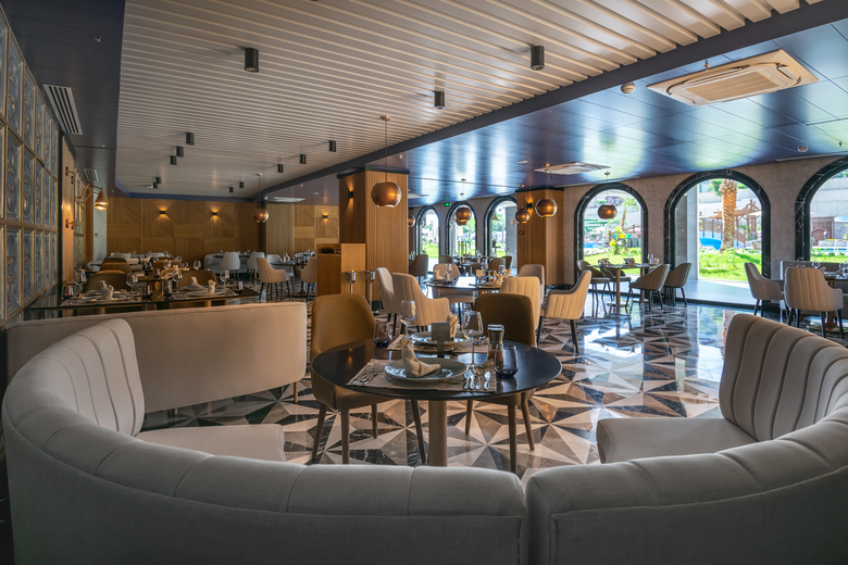 Hotel Emir Beach