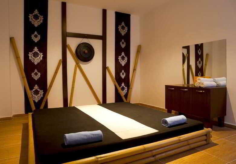 Hotel Emir Beach