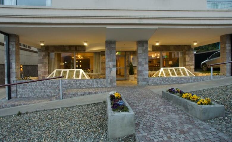 Hotel Cilene Del Faro Suites & Spa