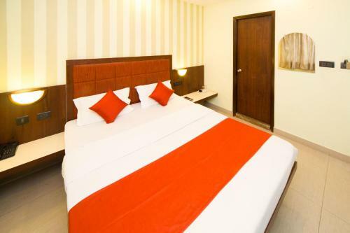 Hotel Bhammar's Inn - A Pure Veg