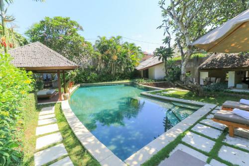 Villa Sin Sin