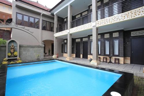 Hostal Reddoorz @ Goa Gong Jimbaran