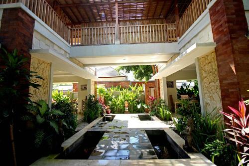 Uma De Villa