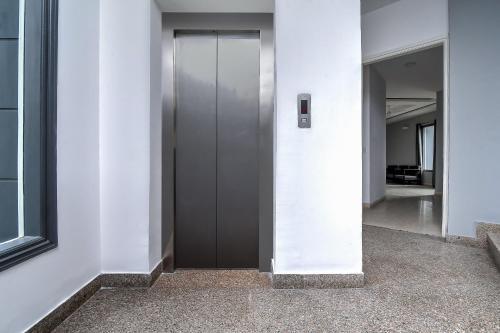Hostal Oyo Townhouse 003 Southend Sohna Road