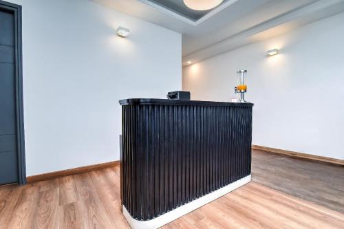 Hostal Oyo Townhouse 003 Southend Sohna Road