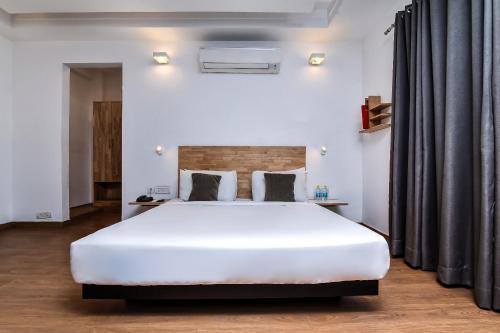 Hostal Oyo Townhouse 003 Southend Sohna Road
