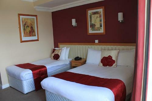 The Pier Hotel