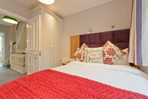 4 Bed House In Ballsbridge