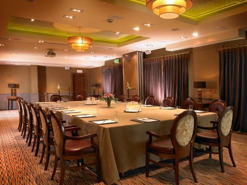 Castlecourt Hotel, Spa & Leisure