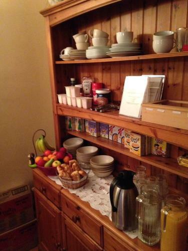 Hostal San Antonio Guesthouse