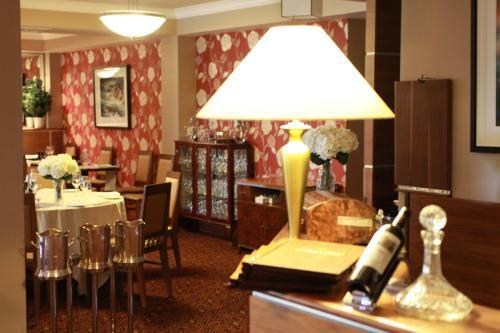 Vaughan Lodge Hotel