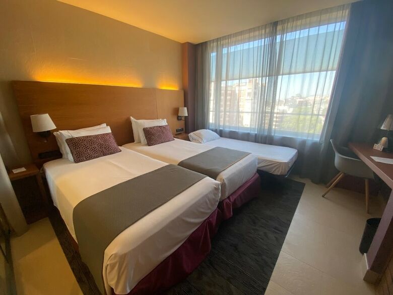 Hotel Badalona Tower