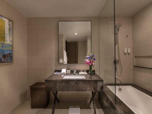 Aparthotel Somerset Alabang - Multiple Use Hotel And Staycation Approved