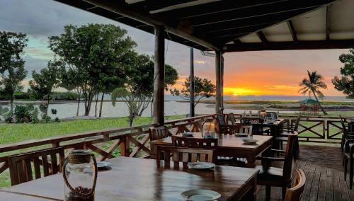 Albergue Nila Beach Resort