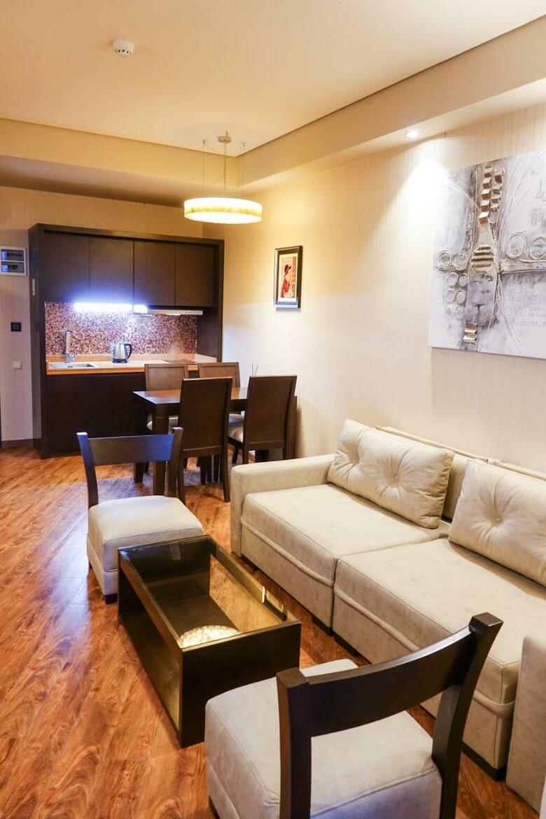 Luxury Dreamland Oasis Apartments