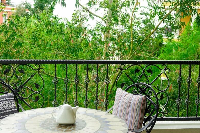Luxury Dreamland Oasis Apartments