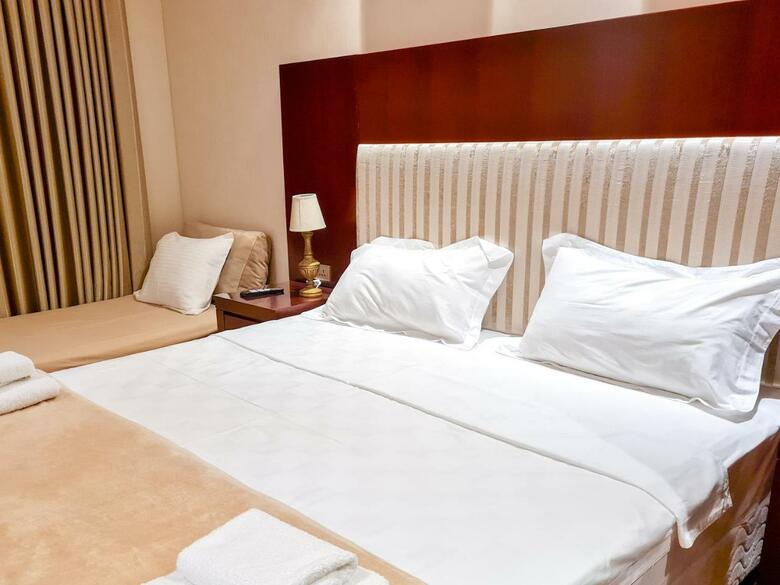 Luxury Dreamland Oasis Apartments