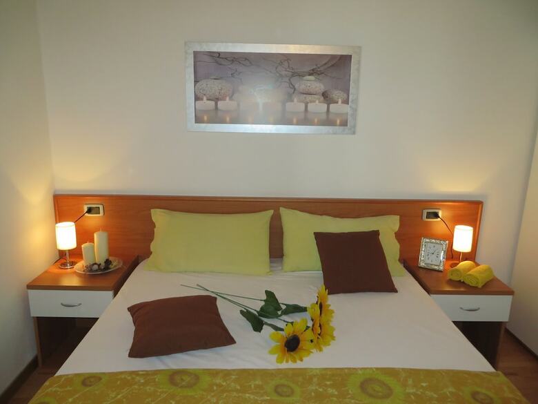 Bella Villa Apartments